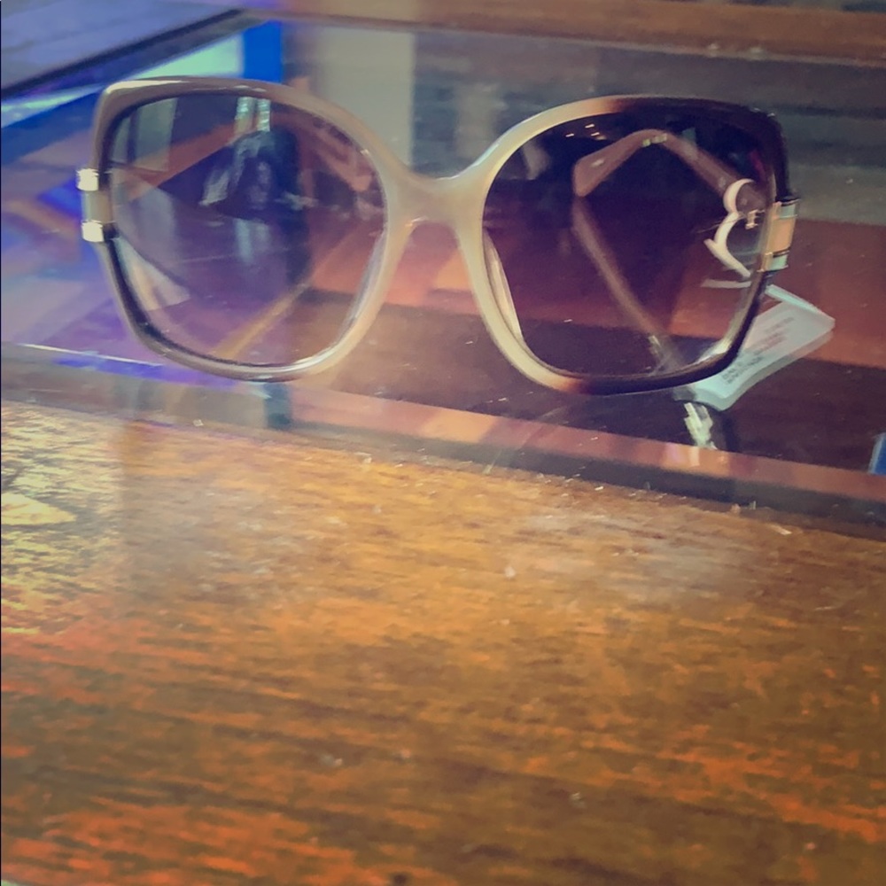 Diane Von Furstenberg Oversized Sunglasses